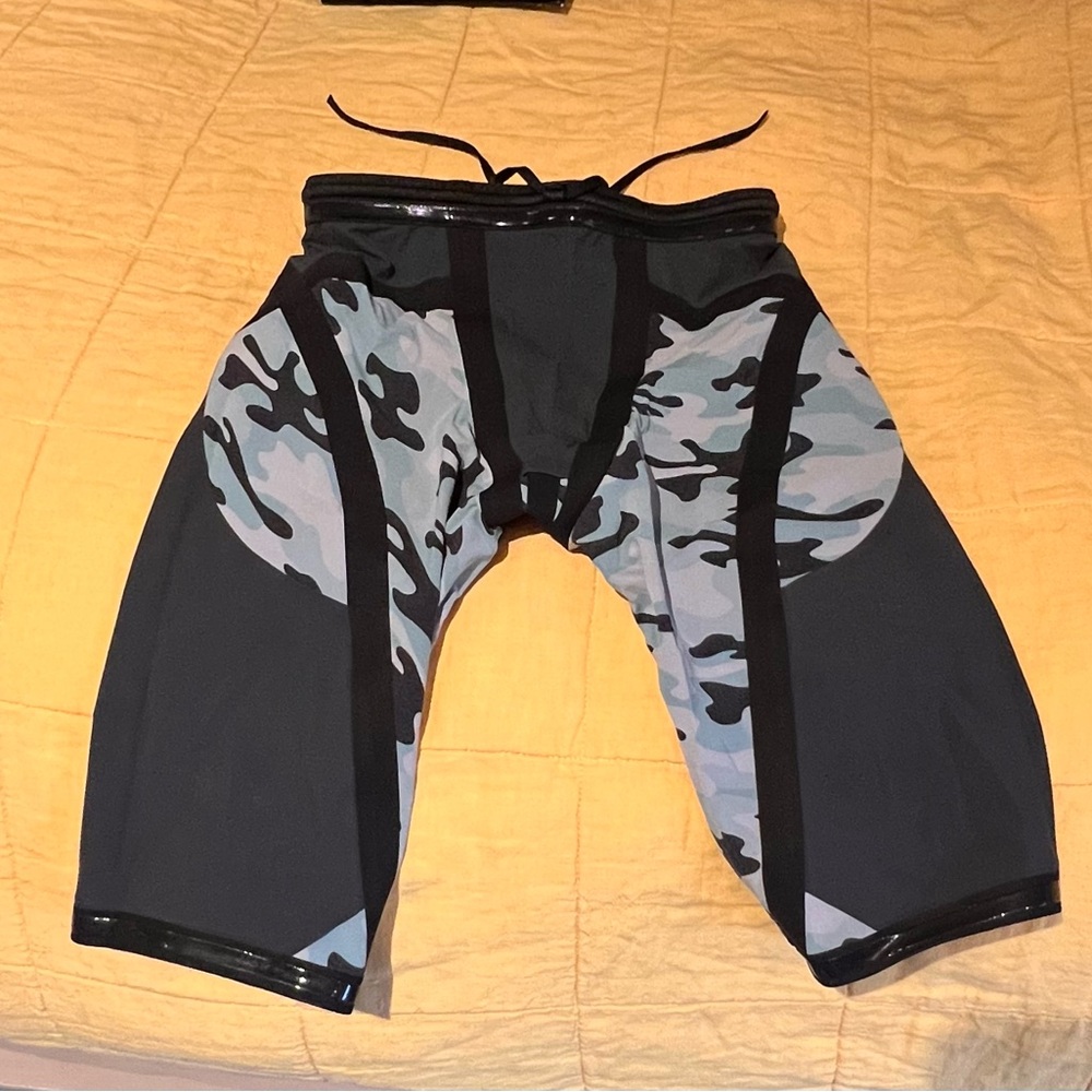 TYR Venzo Camo high waisted tech suit - Picture 6 of 9